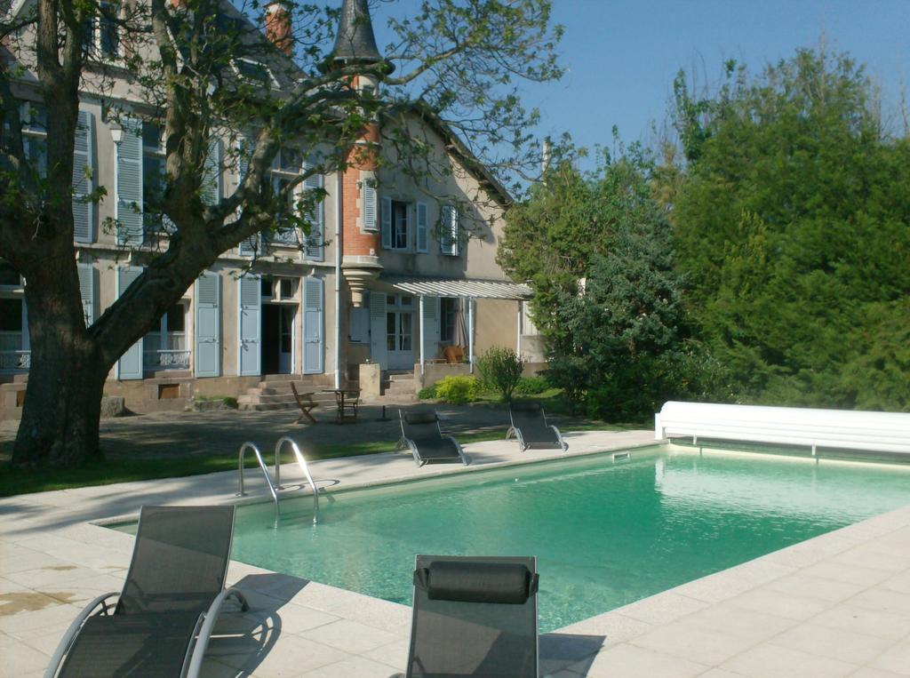 L'Echauguette Isserpent Bed & Breakfast Exterior photo