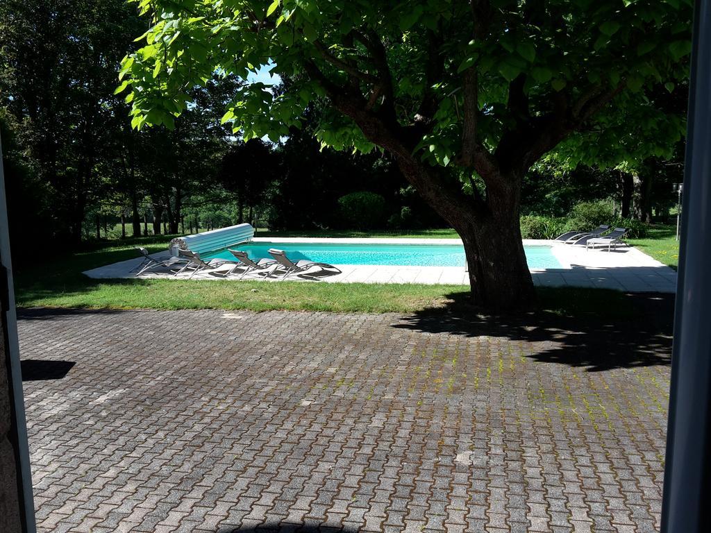 L'Echauguette Isserpent Bed & Breakfast Exterior photo